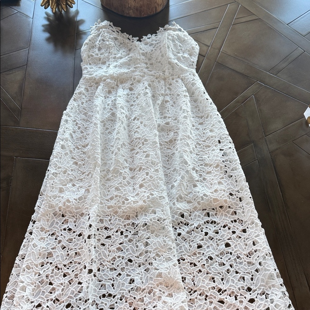 Astr White Lace Strapless Wedding Dress